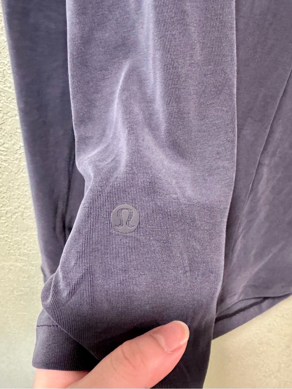 Lululemon Drapey Softstreme Boatneck Top Small NWT - Picture 4 of 4